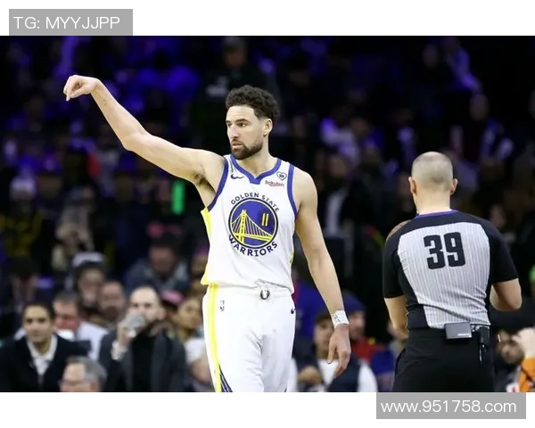 2017年NBA勇士与爵士精彩对决比分回顾与赛况分析