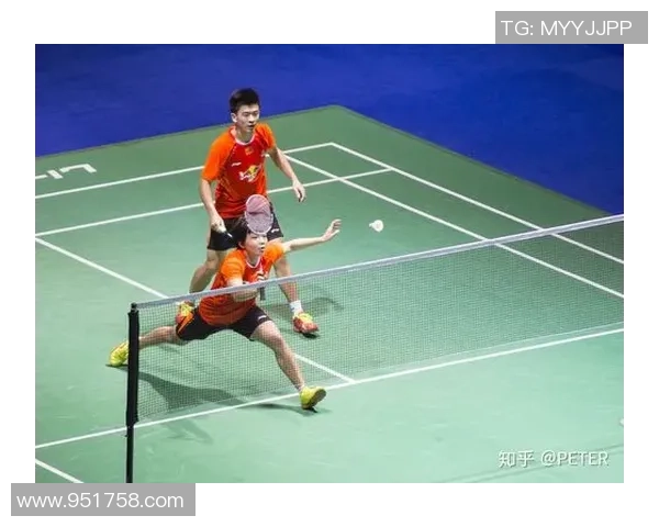 成都羽毛球队防反战术解析与实战应用探讨